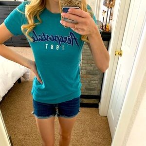 Women’s Medium Aéropostale Classic Crew Shirt